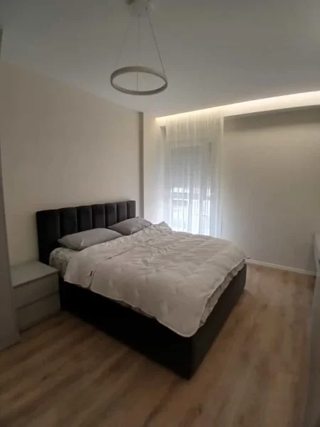 Tirane, jepet me qera apartament 1+1 Kati 1, 67 m² 730 € (Rruga Dritan Hoxha)