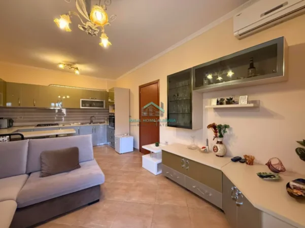 Vlore, shitet apartament 1+1+Ballkon , 75 m² 168.000 € (Lungomare, vlore)