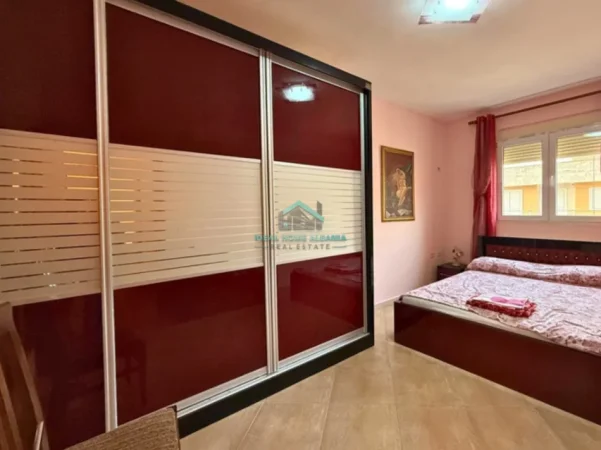 Vlore, shitet apartament 1+1+Ballkon , 75 m² 168.000 € (Lungomare, vlore)