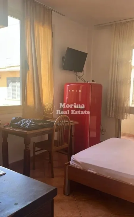Tirane, jepet me qera garsonier Kati 1, 35 m² 280 € (Rruga Siri Kodra)
