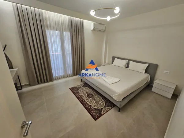 Tirane, jepet me qera apartament 2+1+Ballkon Kati 3, 90 m² 1.200 € 