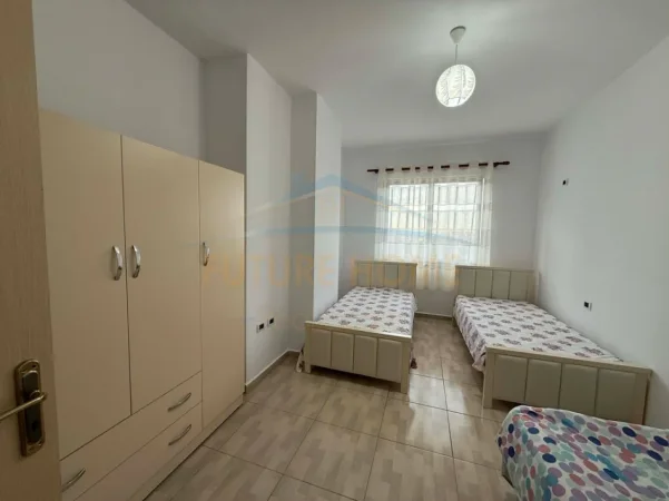 Tirane, jepet me qera apartament 2+1 Kati 5, 120 m² 400 € (Astir)