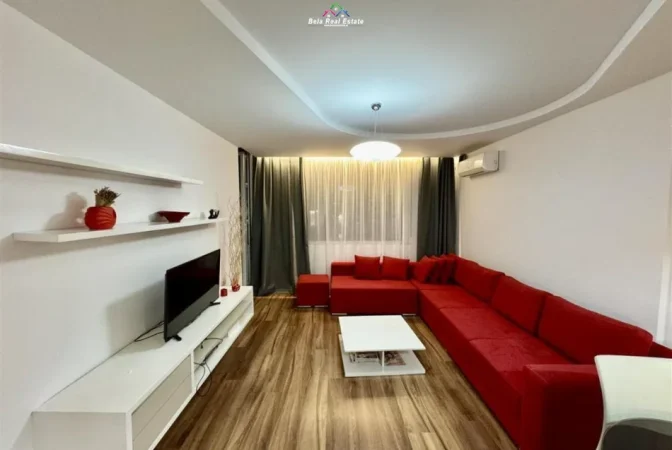Tirane, jepet me qera apartament 1+1+Ballkon Kati 10, 68 m² 730 € (tish dahia)