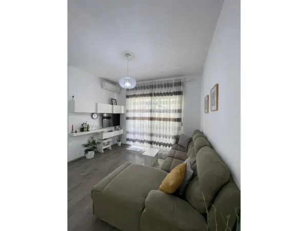 Tirane, shitet apartament 1+1+Ballkon Kati 7, 69 m² 950.000 € 