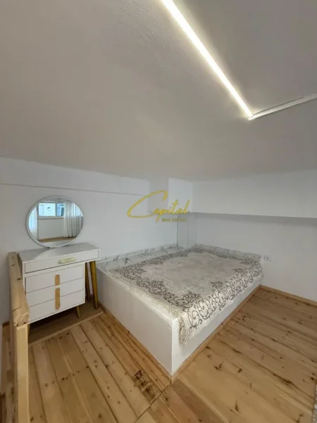 Tirane, jepet me qera apartament 1+1 Kati 0, 70 m² 650 € (SELVIA)