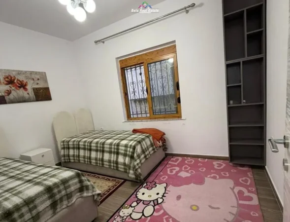 Tirane, jepet me qera apartament 1+1 Kati 1, 110 m² 630 € (Rruga Gjon Mili)