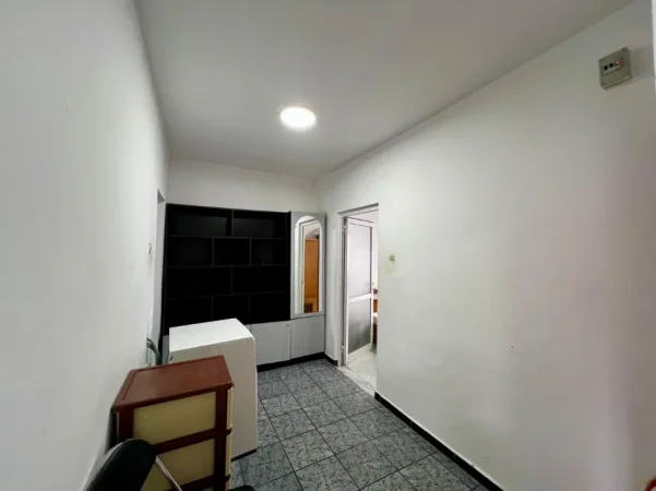 Tirane, shitet apartament 1+1 Kati 3, 59 m² 120.000 € (Rruga Kongresi i Lushnjes)
