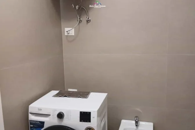 Tirane, jepet me qera apartament 1+1+Ballkon Kati 1, 67 m² 730 € (dritan hoxha)