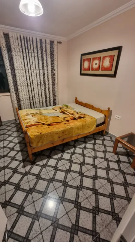 Jepet me qera apartament 1+1 tek Irfan Tomini , 450 €
