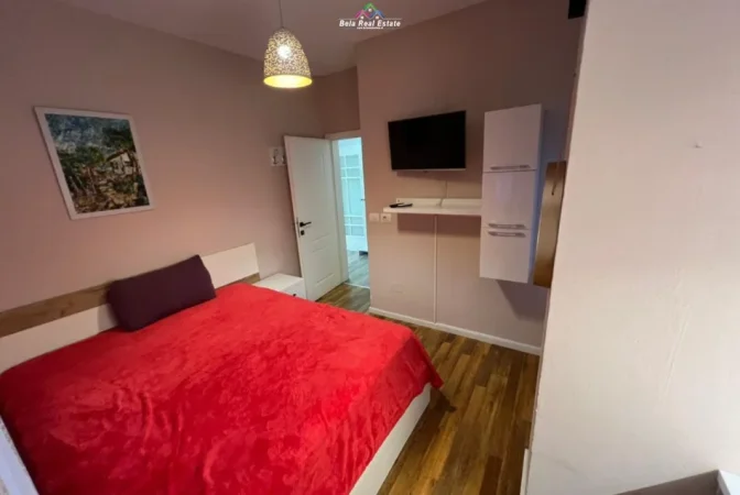 Tirane, jepet me qera apartament 2+1 Kati 2, 85 m² 780 € (Stacioni i Trenit)