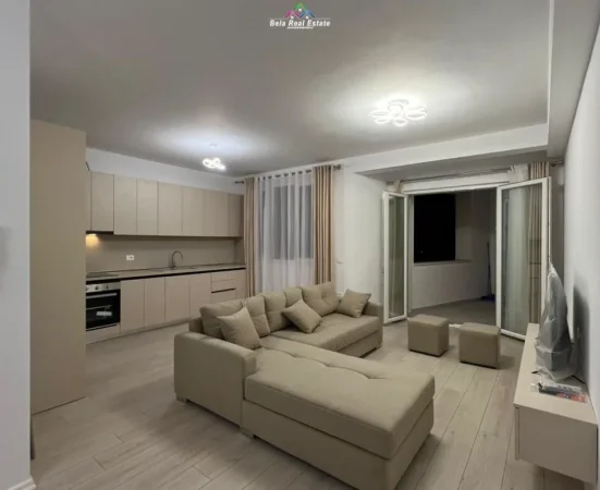 Tirane, jepet me qera apartament 2+1+Ballkon , 100 m² 625 € 