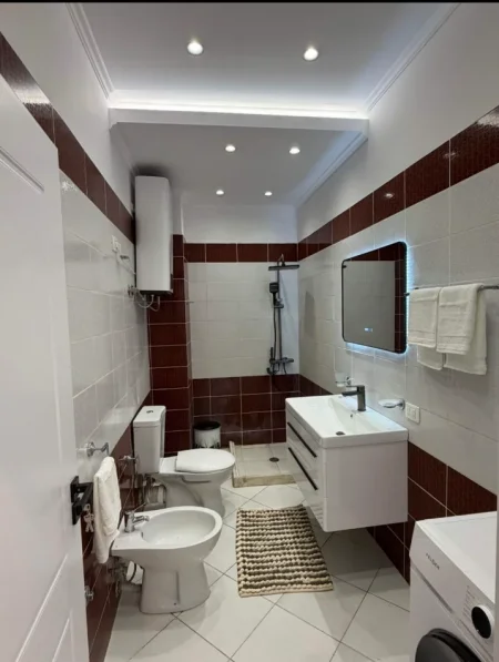 Tirane, shitet apartament 1+1+Ballkon Kati -2, 55 m² 109.000 € 