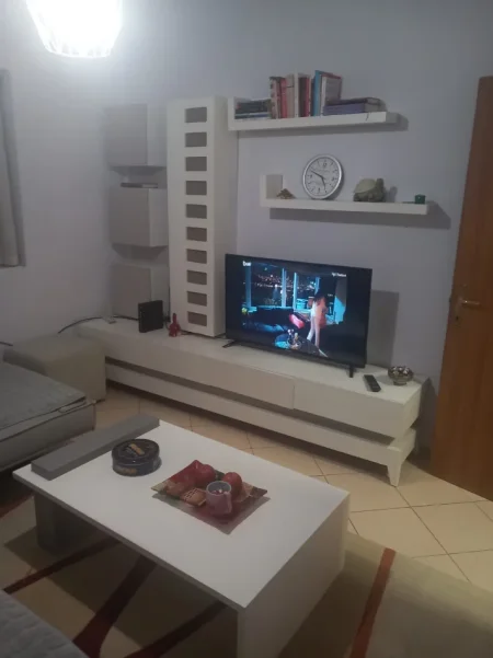 Durres, jepet me qera apartament 2+1 Kati 3, 68 m² 350 €