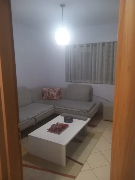 Durres, jepet me qera apartament 2+1 Kati 3, 68 m² 350 €