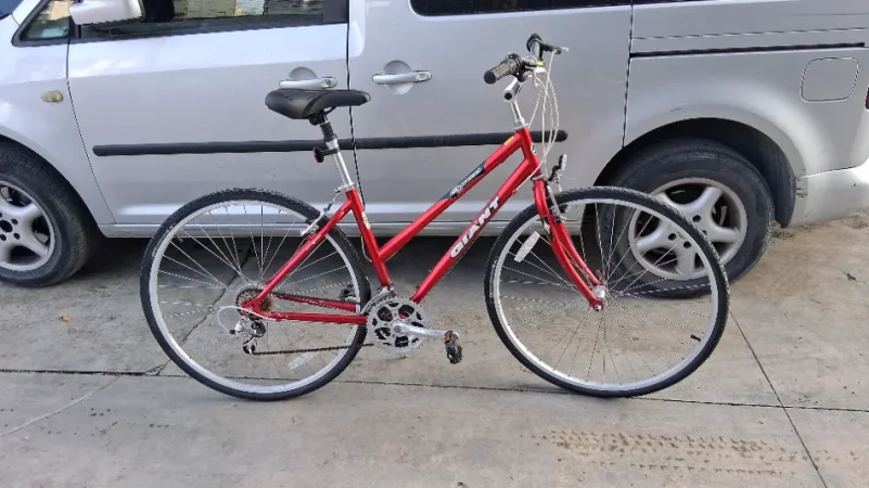 Tirane, oferte biciklete GIANT️ e kuqe 150 €