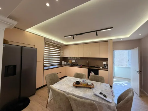 Tirane, shitet apartament 2+1+Ballkon Kati 5, 69 m² 115.000 € (Varri Bamit)