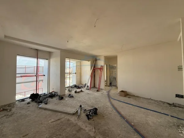 Tirane, shitet apartament 3+1 Kati 3, 127 m² 202.928 € (Porcelan)