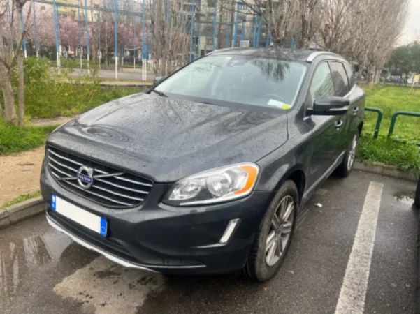 Tirane, Shitet SUV Volvo Benzin+Gaz, Gri e erret, Automatike, Klima, 158 000 km - 13.500 eur