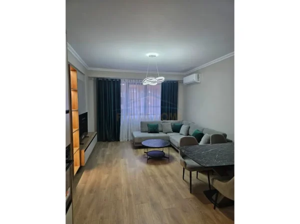 Qera, Apartament 1+1+Post Parkimi, Kompleksi Urban Gate, Unaza e re.