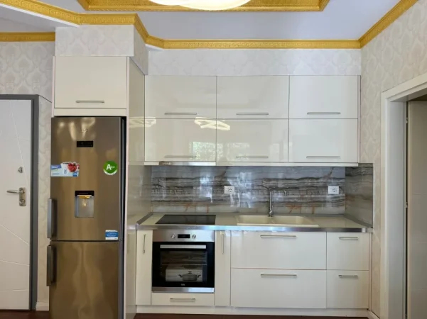 Tirane, jepet me qera apartament 2+1 Kati 1, 140 m² 7.500 € (Hamdi Garunja)