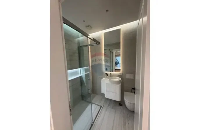 Tirane, jepet me qera apartament 2+1+Ballkon , 118 m² 1.870 € (Tirana Garden Building)