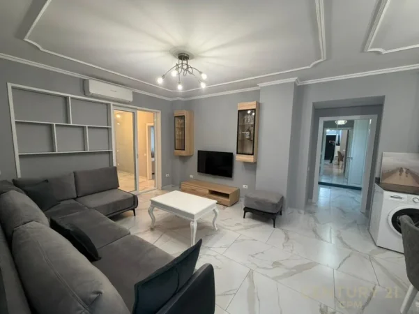 Tirane, jepet me qera apartament 2+1+Aneks+Ballkon Kati 4, 100 m² 1.200 € 