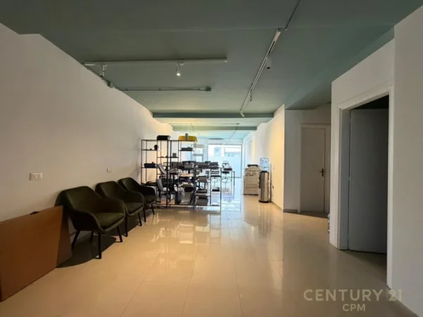 Tirane, jepet me qera zyre Kati 1, 77 m² 700 € 