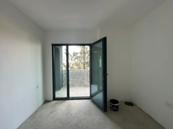 Tirane, shitet apartament 1+1 , 71 m² 190.000 € (Rruga e Kavajes)