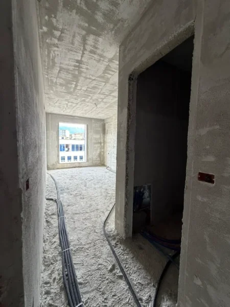 Tirane, shitet apartament 2+1+Ballkon , 106 m² (RingSide Residence)