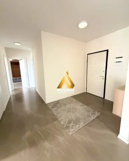 Shqiperi, jepet me qera apartament 1+1 Kati 6, 130 m² 750 € (rezidenca turdiu)