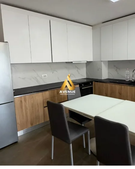 Shqiperi, jepet me qera apartament 1+1 Kati 6, 130 m² 750 € (rezidenca turdiu)