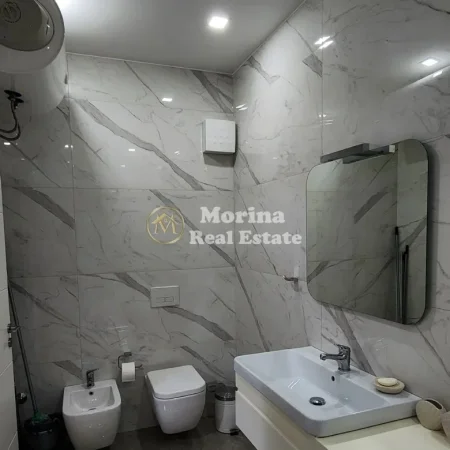 Tirane, jepet me qera apartament 1+1 Kati 3, 78 m² 850 € (Rruga e Kavajes)