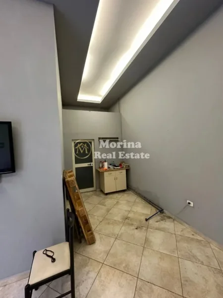 Tirane, jepet me qera ambjent biznesi Kati 1, 33 m² 300 € (Rruga e Dibres)