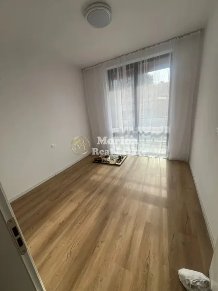 Tirane, jepet me qera apartament 2+1 Kati 1, 110 m² 700 € (Bulevardi i Ri)
