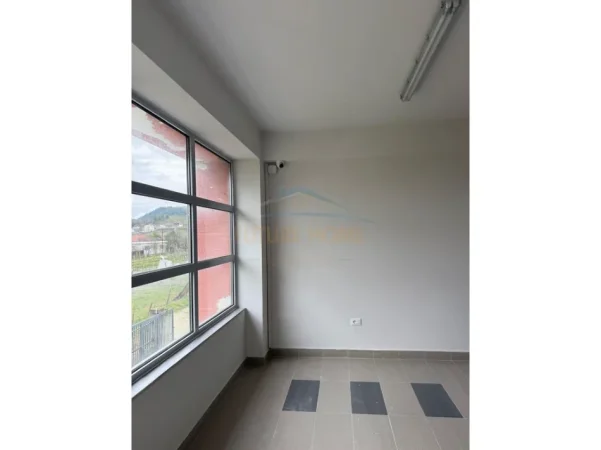 Qera, Kapanon, Prush, Tirane