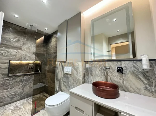 Qera, Apartament 2+1+2, Pallati me Shigjeta, Tiranë