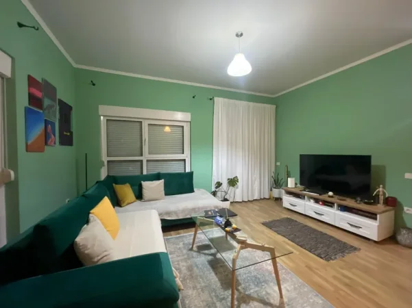 Tirane, shitet apartament 2+1 Kati 3, 103 m² 165.000 € (Ali Demi)