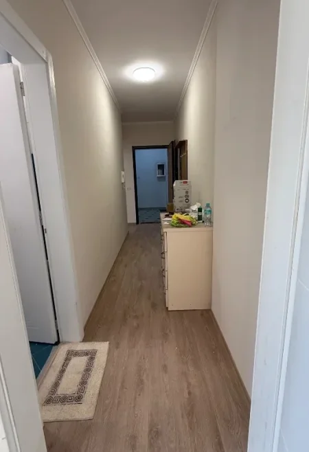 Tirane, jepet me qera apartament 1+1 Kati 3, 65 m² 500 € (Astir)