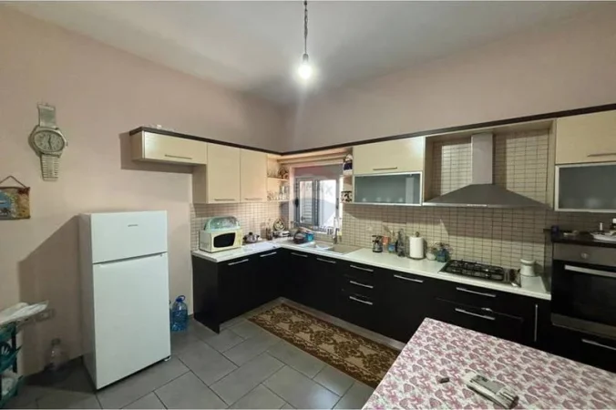 Shqiperi, shitet Vile 5+1+Aneks+Ballkon , 116 m² 150.000 € 