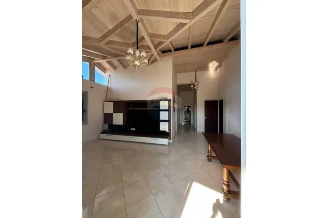 Shqiperi, shitet Vile 5+1+Aneks+Ballkon , 116 m² 150.000 € 