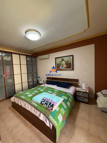 Tirane, shitet apartament 2+1+Ballkon Kati 3, 105 m² 250.000 € 