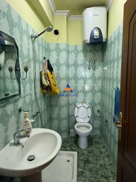 Tirane, shitet apartament 2+1+Ballkon Kati 3, 105 m² 250.000 € 