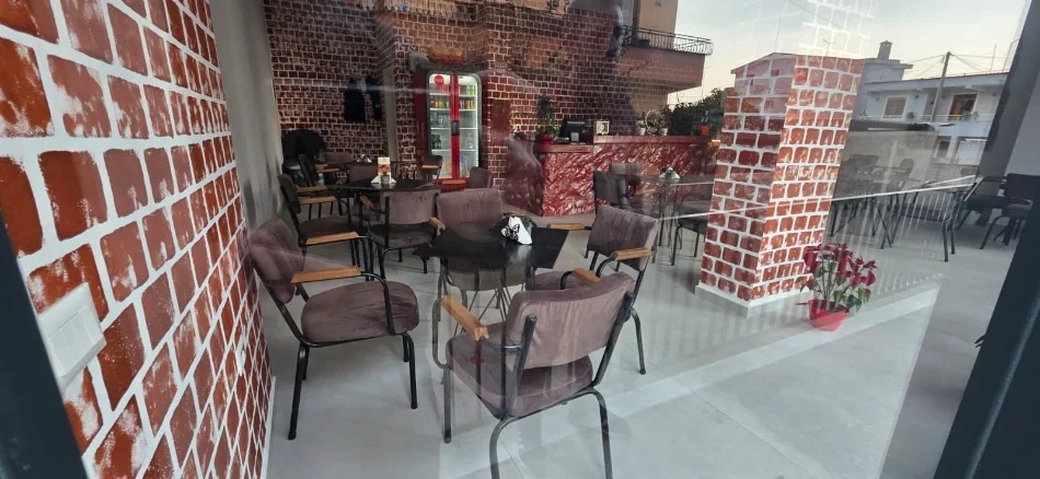 Tirane, shitet ambjent biznesi Kati 0, 74 m² 333.000 € (Paskuqan)