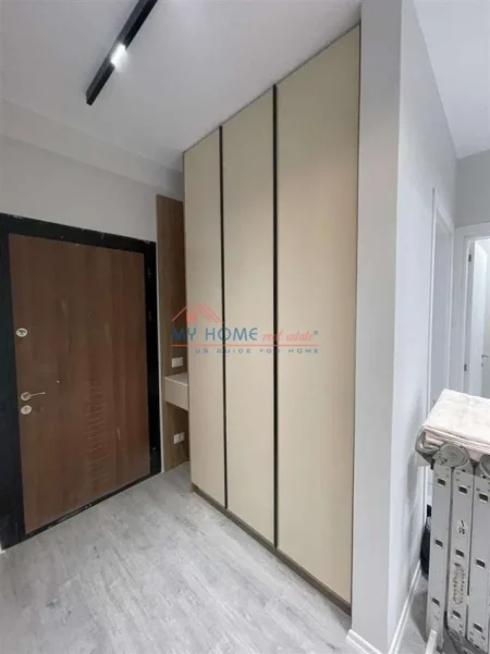 Shqiperi, jepet me qera apartament 2+1+Ballkon Kati 1, 120 m² 570 € (Univers City)