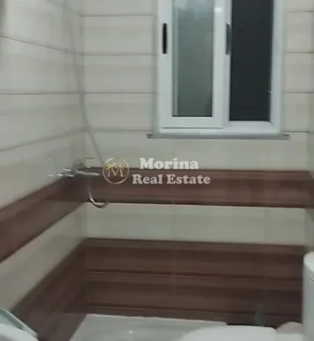 Tirane, jepet me qera apartament 1+1 Kati 2, 80 m² 330 € (Laprake)