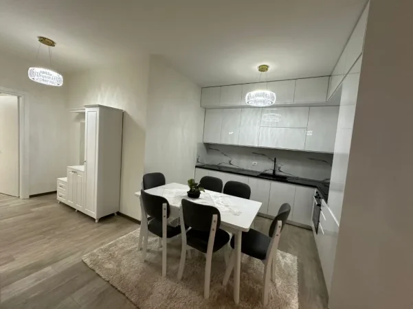 Tirane, jepet me qera apartament 2+1 Kati 2, 