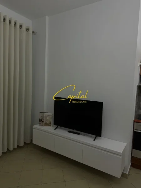 Tirane, jepet me qera apartament 1+1 Kati 5, 70 m² 550 € (KODRA E DIELLIT)