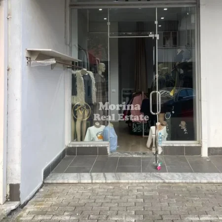 Tirane, jepet me qera ambjent biznesi Kati 1, 25 m² 350 € (Astir)