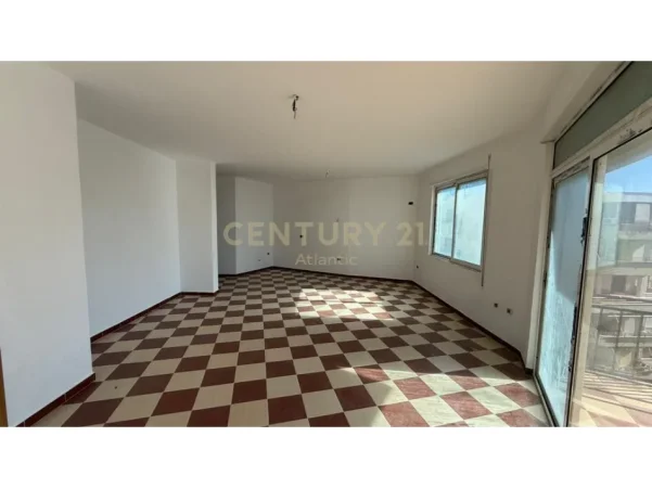 Durres, shitet apartament 1+1+Ballkon Kati 4, 96 m² 158.400 € 