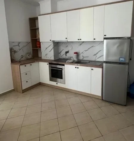 Tirane, jepet me qera apartament 1+1 Kati 7, 70 m² 400 € (ASTIR)